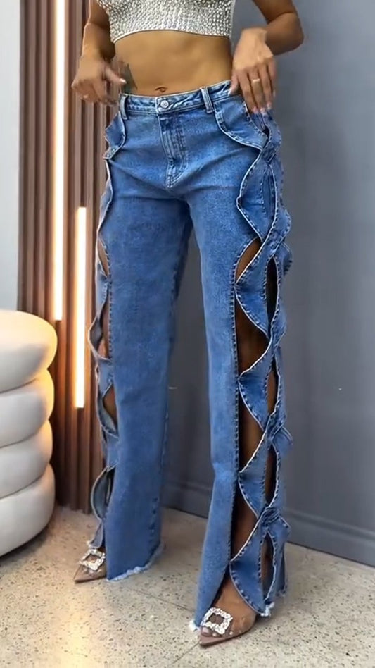 Trendige Wide-Leg Jeans mit Cut-Out-Design